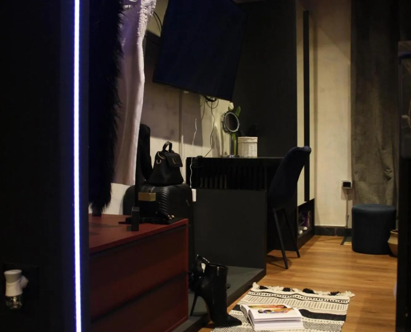 Apartamento City Center Tirana Urban Condo